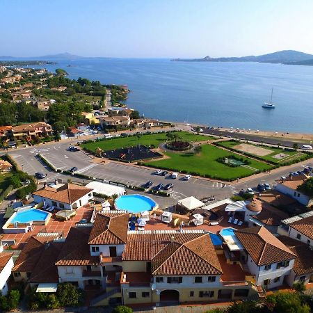 Residence Riva Azzurra Cannigione Kültér fotó